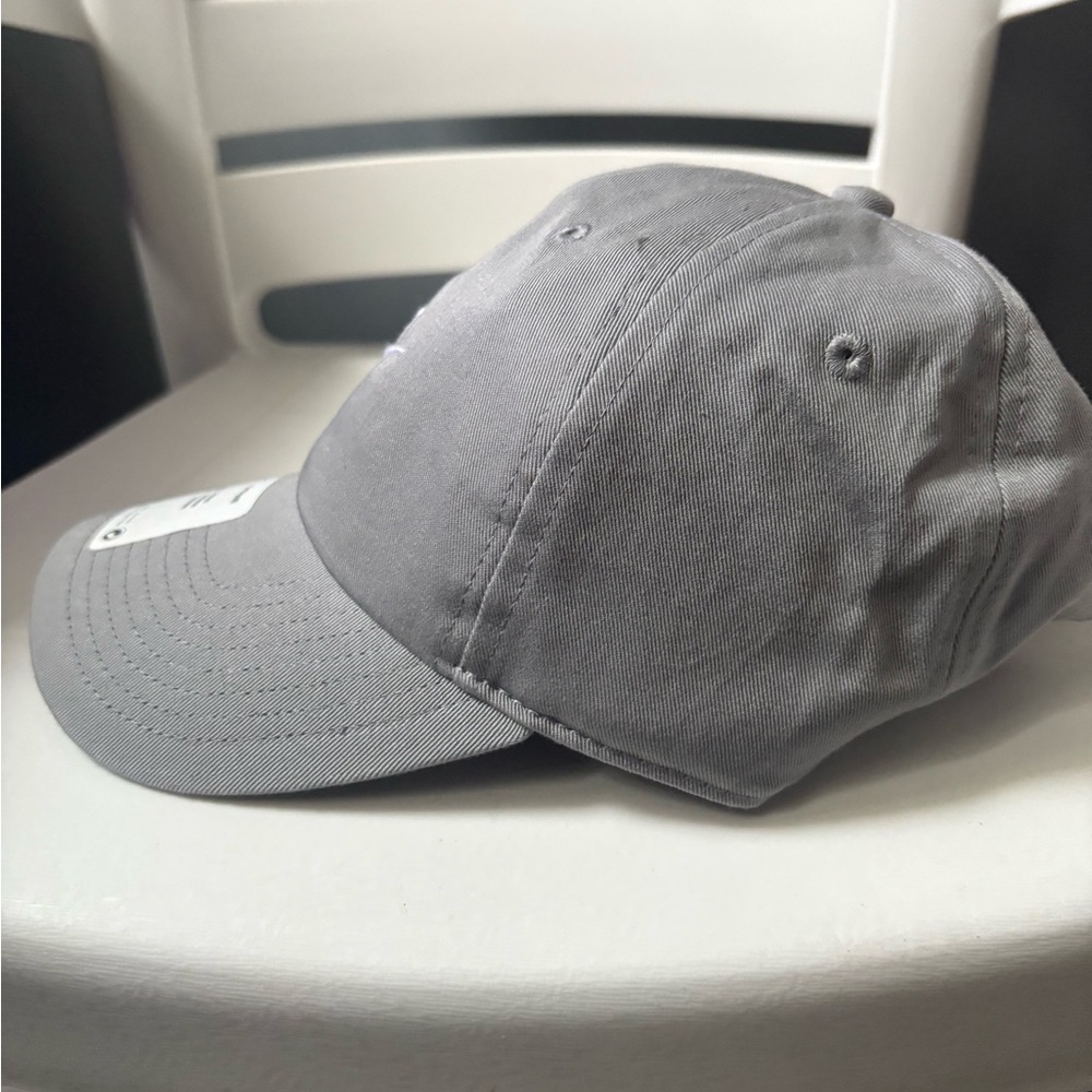 Nike Light Gray Cap